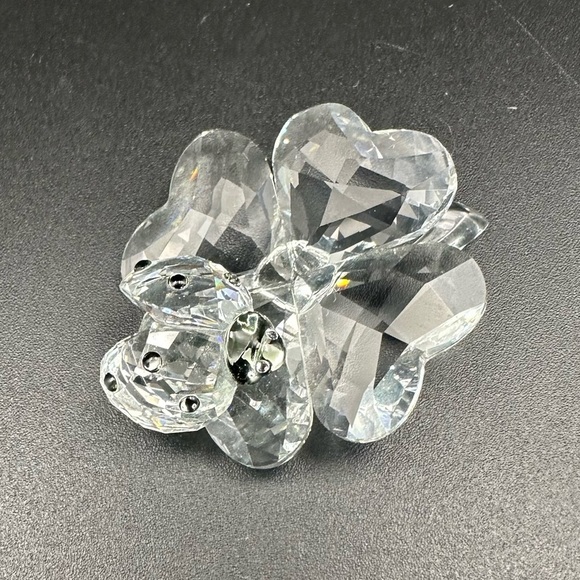 Swarovski Ladybird on Four-Leaf Clover Figurine – Retired 2016 – With Box - Picture 6 of 15